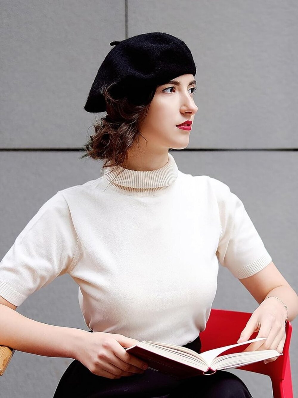 Women's Casual and Chic Vintage Wool French Berets Painters Hat Black - Picture 5 of 7